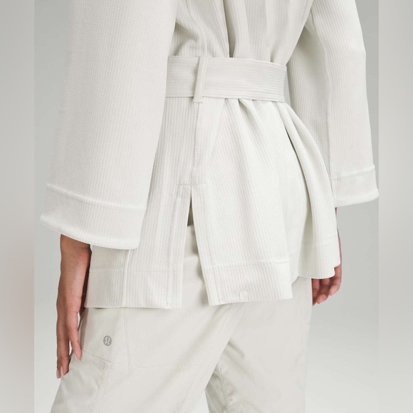 Lululemon•Ribbed Softstreme Belted Wrap•Bone white•LIKE NEW•size 12 - Picture 2 of 16